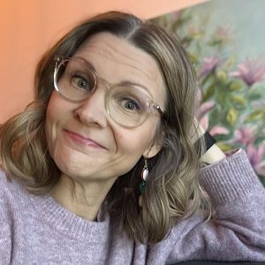 Catta Oras (she/her)